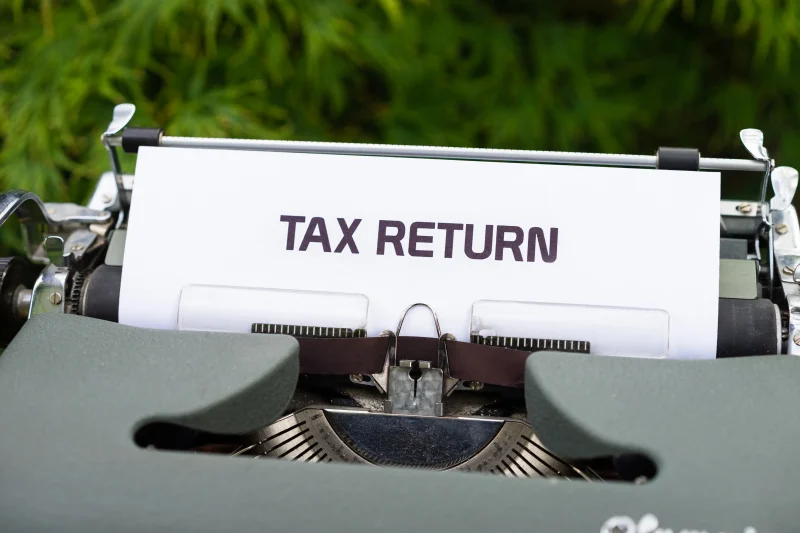 International Student Tax Return Deadline in Canada 加拿大稅務
